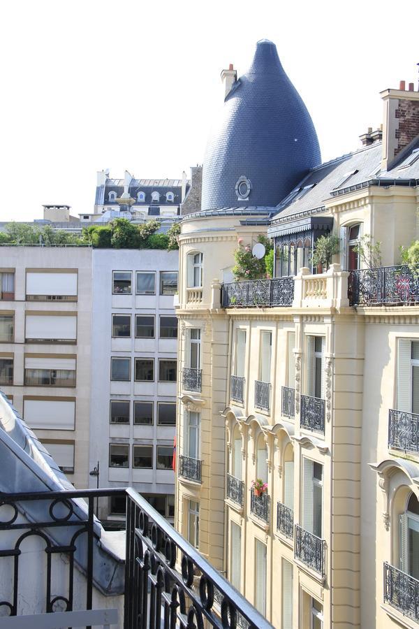 Appartement Champs Elysées Parigi Esterno foto